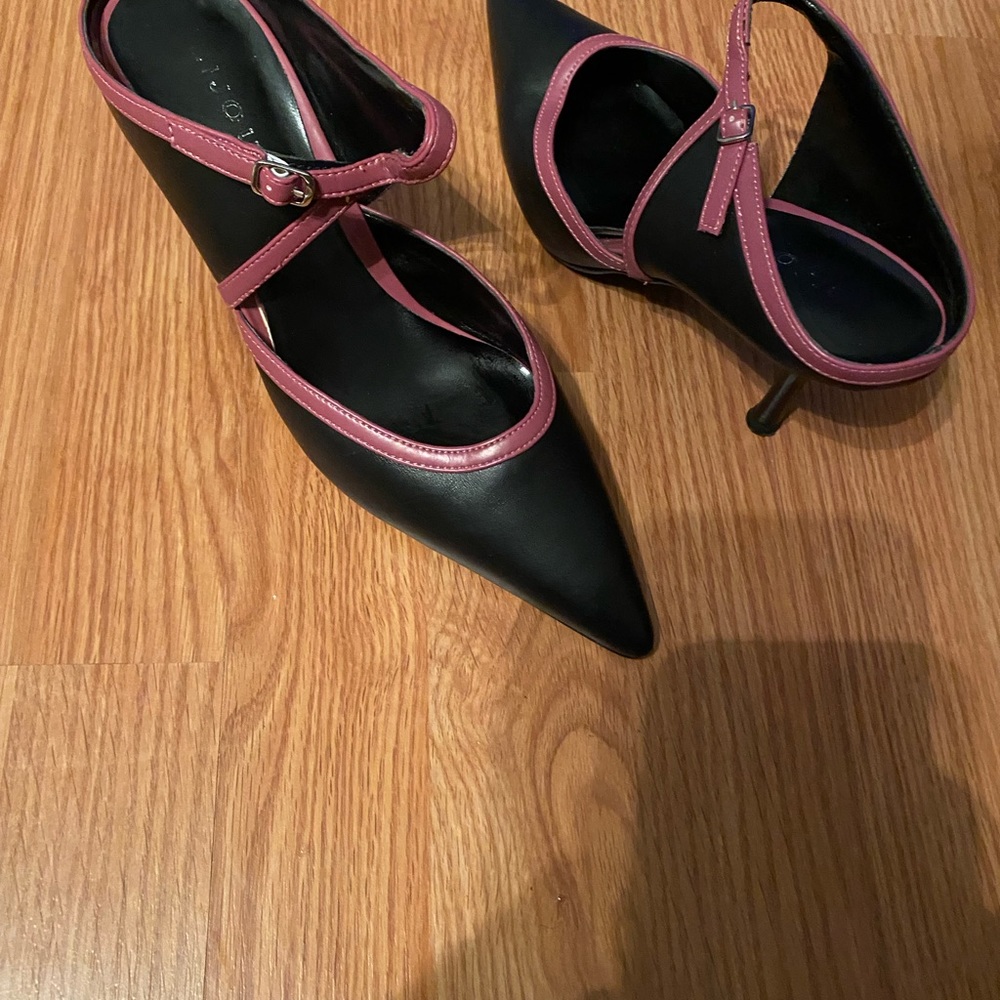 Dressy small heel